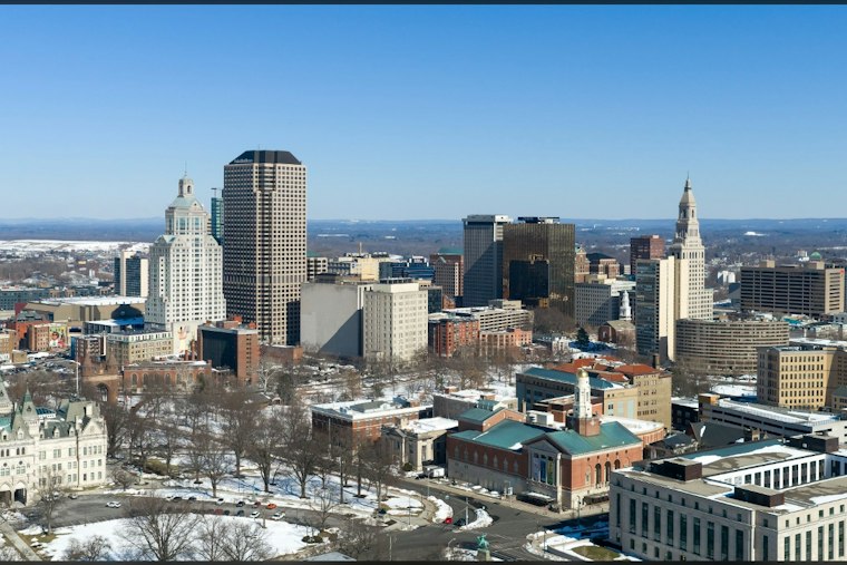 Connecticut Poverty Rate Climbs Past Pre-Pandemic Levels as Benefit Cuts Loom