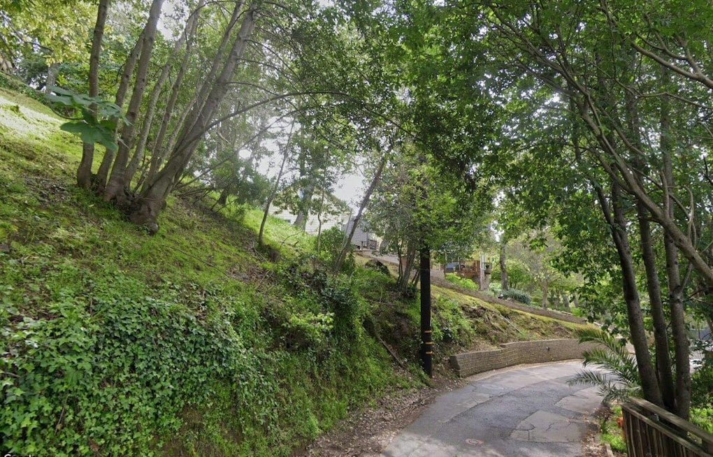 Corte Madera's Guitar House Driveway Fight Sparks Lawsuit and DA Referral