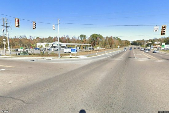 Crash With Entrapment Shuts Down College Park Road Near Treeland Drive