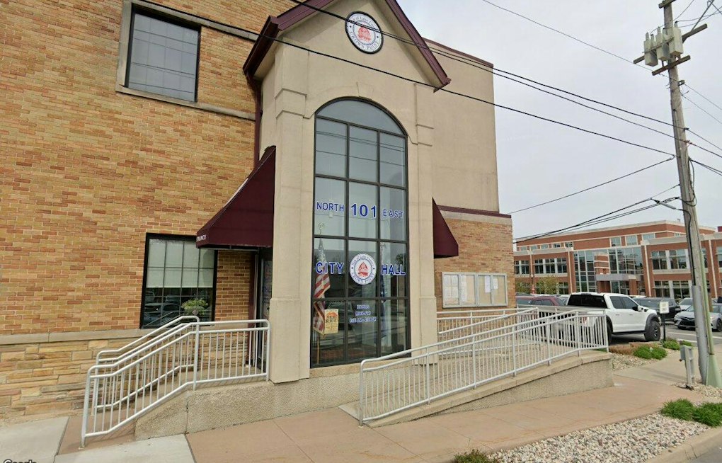 Crown Point Council Kills Animal Shelter Rezoning in Razor-Thin 4-3 Vote