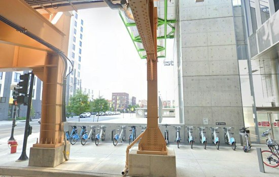 CTA Worker Stabbed Near Damen Green Line Stop as Trains Bypass Station