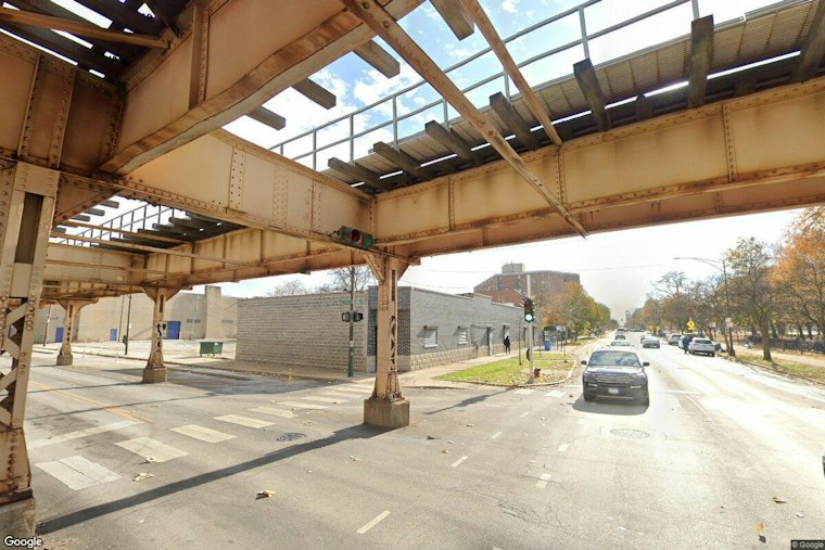 Cyclist, 33, Killed Under Green Line Tracks at Lake and Homan on West Side