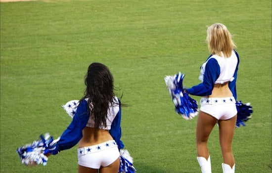 Dallas Cowboys Cheerleaders Form a Union, Set to Bargain After 400% Raise