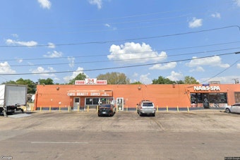 Dallas Police Hunt 3 Men After Gunfire Nearly Hits 1-Year-Old at Store