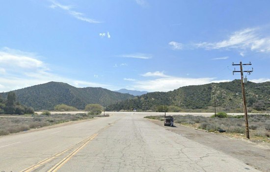 Danny Fire Shuts I-5 At Gorman, Forces Evacuations Near Bald Mountain