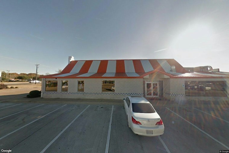 Dave's Hot Chicken Set to Fry Up Old Whataburger Spot on Tyler's South Broadway