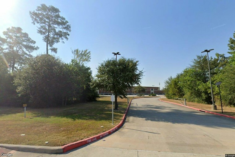 Davis High Student Dies After Gym Class Emergency, Aldine ISD Mourns