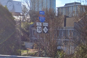 Deadly I-277 Crash Near Uptown Injures Eight, CMPD Probes Cause