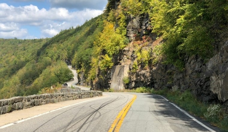 Deerpark Man, 65, Pulled From Hawk's Nest Ledge After Foliage Tourists Hear Moaning
