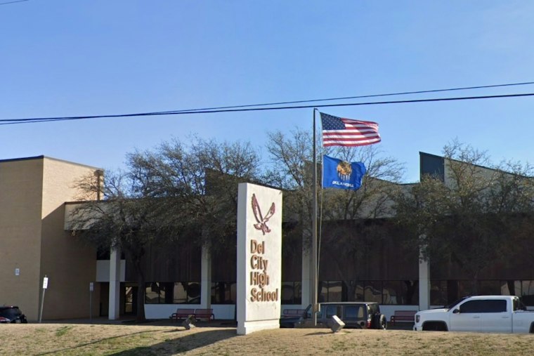 Del City Teen Arrested After Threat Shuts Down High School For Hours