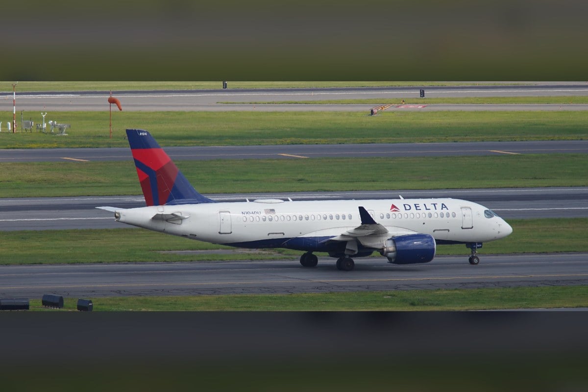 Delta Adds Boston Flights to Reykjavik and Venice, Expanding Logan's Europe Reach