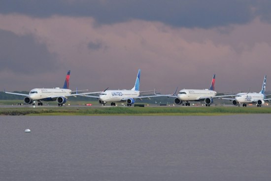 Delta Flight From San Juan Strands Boston Passengers in Bermuda for Hours