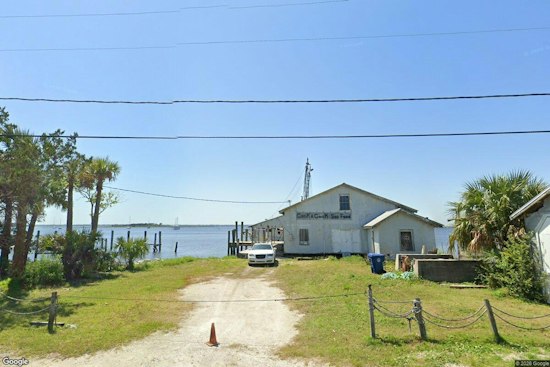 Demolition Finally Begins at Fernandina Beach's Brett's Waterway Café
