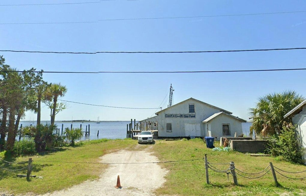Demolition Finally Begins at Fernandina Beach's Brett's Waterway Café