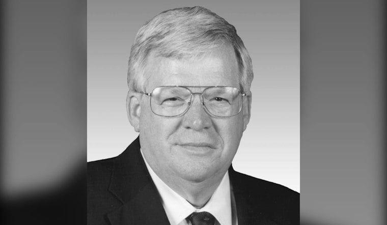 Dennis Hastert Dies at 84, Leaving Behind a Legacy Split Between Power and Disgrace