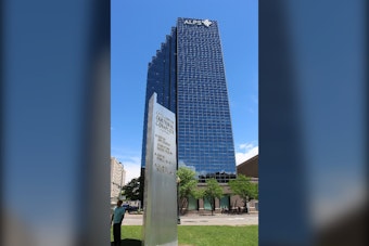 Denver Tower Hands Artist Jenny West a Studio in Its Lobby for Six Months