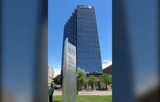 Denver Tower Hands Artist Jenny West a Studio in Its Lobby for Six Months