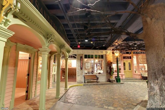 Detroit Museum Marks Houdini's Death With Halloween Sideshow Bash