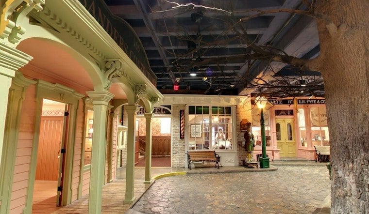 Detroit Museum Marks Houdini's Death With Halloween Sideshow Bash