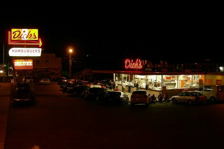 Dick's-A-Thon Offers Seattle Runners a 26.3-Mile, Three-Burger Challenge