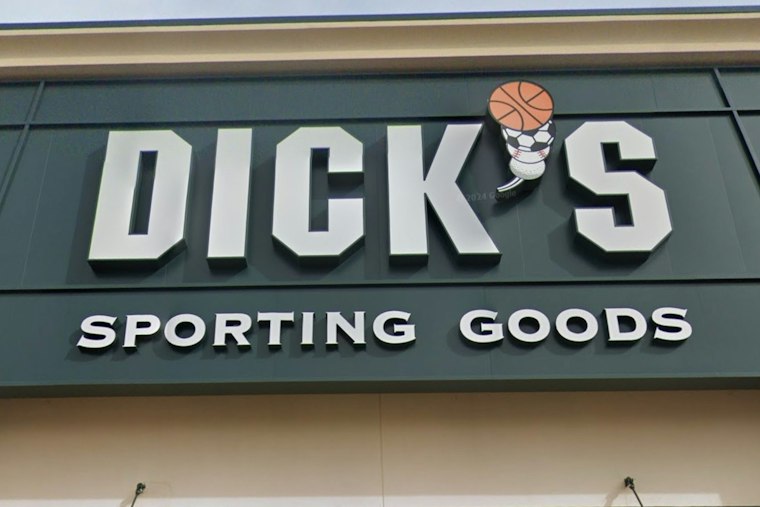 Dick's House of Sport Lands at Stonebriar With DeMarcus Ware, Climbing Walls