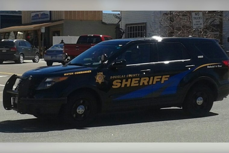 Dog Bites Passerby's Pet Near Peoria and Oswego in Douglas County, Colorado, Owner Vanishes Without ID