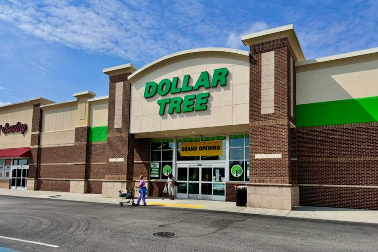 Dollar Tree Opens 9,500th Store in Suffolk, Pledges $40M to Hampton Roads