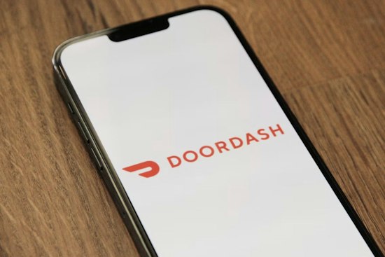 DoorDash Nears $17 Billion Deal for Instacart as Uber Talks Collapse
