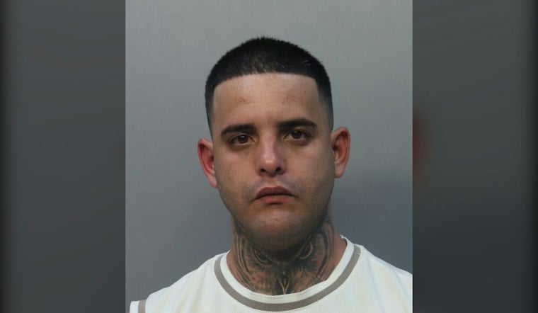 Doral iPhone Sale Turns Into Armed Kidnapping, Victim Escapes By Tossing $4,000