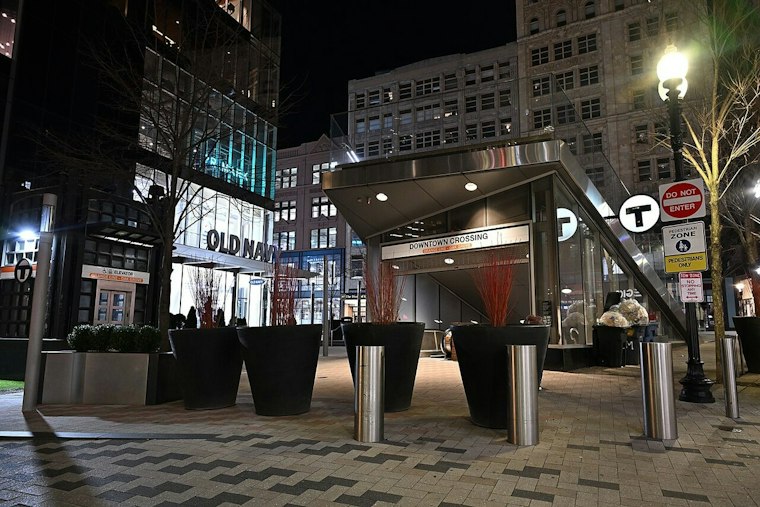 Downtown Crossing Jacket Thief Hits Old Navy, Police Link Him to Gap Thefts