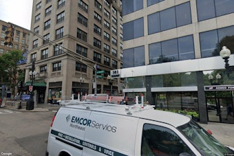 Downtown Crossing Stabbing Leaves Victim Critical as Boston Police Hunt Suspect