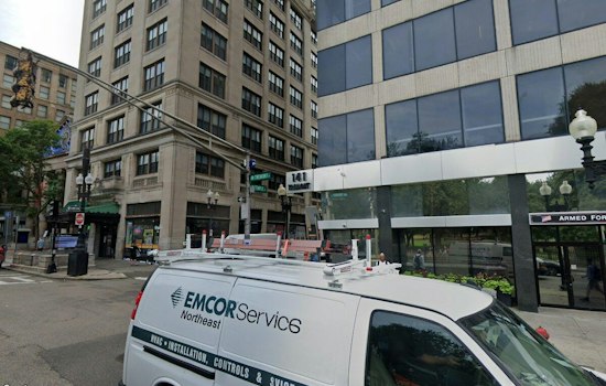 Downtown Crossing Stabbing Leaves Victim Critical as Boston Police Hunt Suspect