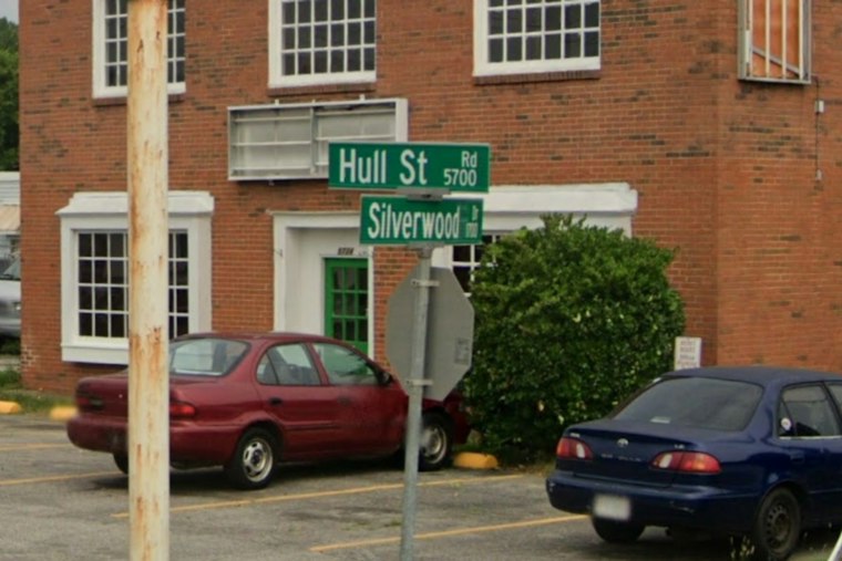 Driver Trapped 20 Minutes After Crash on Richmond's Hull Street Road