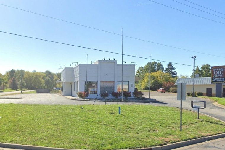 Dunkin’ Takes Over Former Gull Road KFC as Kalamazoo’s Coffee Wars Heat Up