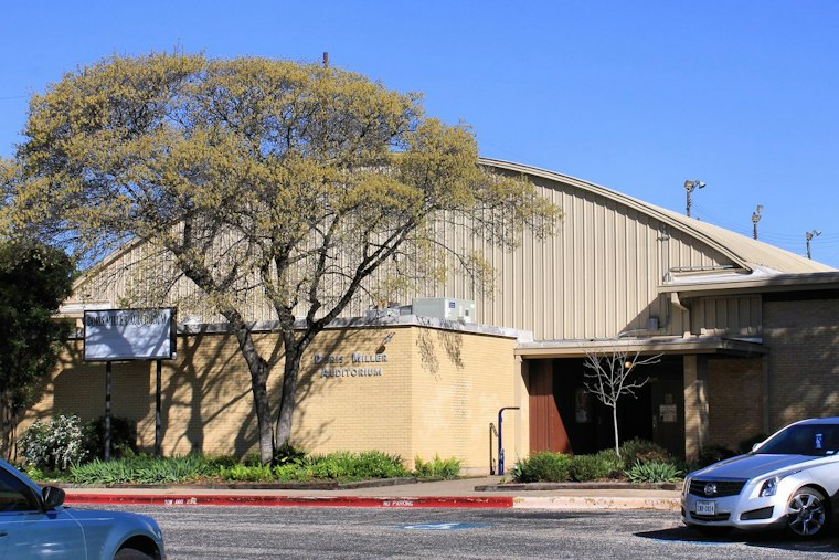 East Austin's WOW Heritage Center Opens, Turns Streets Into AR Time Machines