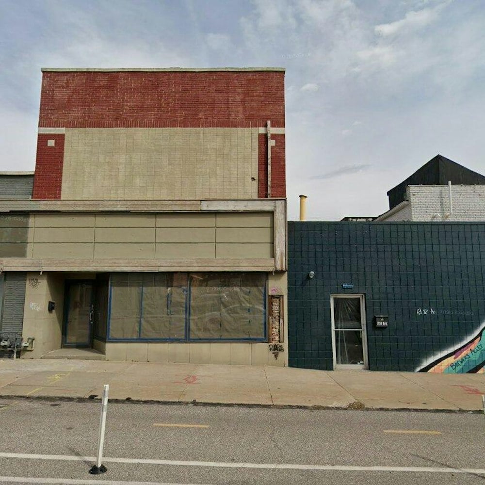 East Crossroads Lands Kansas City's First Kitchenless Oyster Bar This Winter