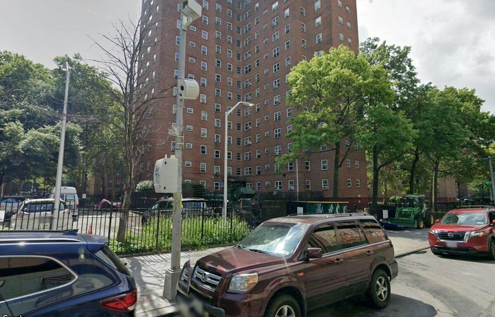 East Harlem Tenant Waits Years for NYCHA Fix as Repairs Now Take 470 Days Citywide