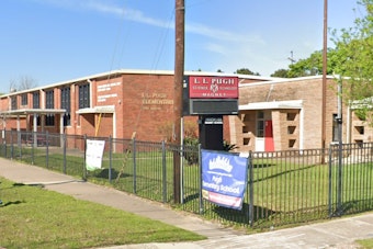 East Houston Classrooms Hit 89 Degrees as Pugh Elementary Students Call Parents