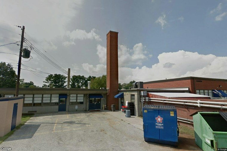 East Louisville School Board Hopefuls Clash Over Closures, Central Office Cuts