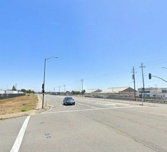 East Oakland's Fenced-Off Shoreline Gets Plan to Reconnect With Bay
