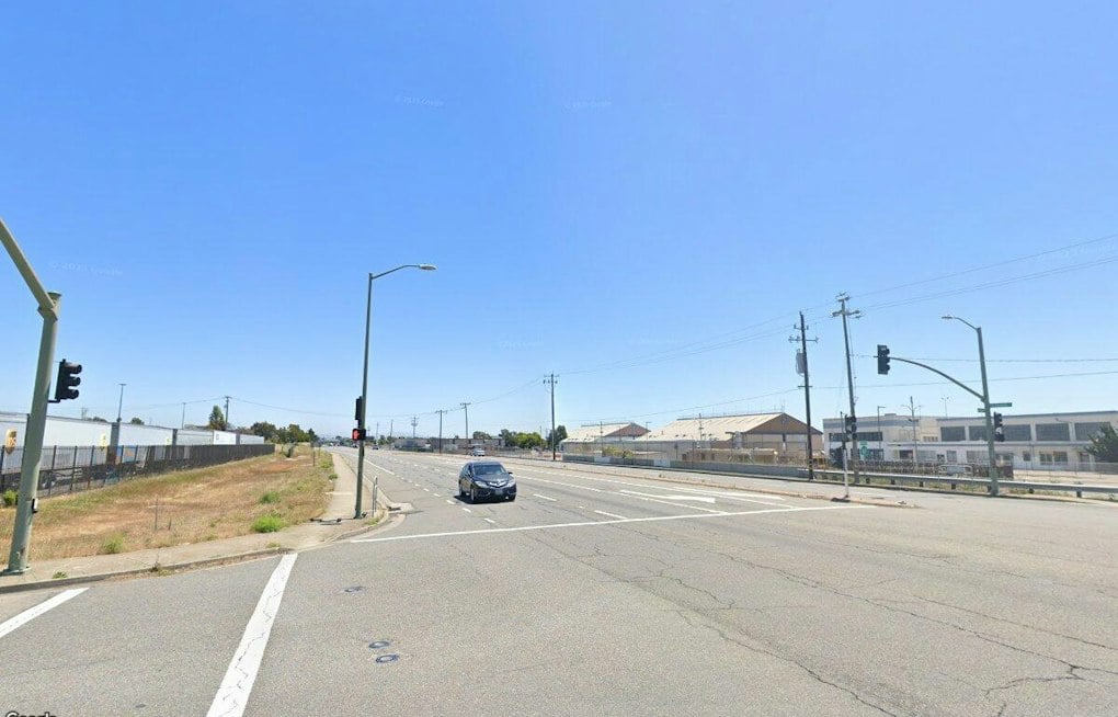 East Oakland's Fenced-Off Shoreline Gets Plan to Reconnect With Bay