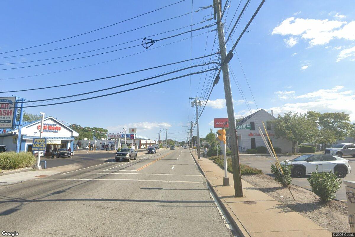 hoodline.com - Maya Bushman - East Providence Crash Hospitalizes Female Driver
