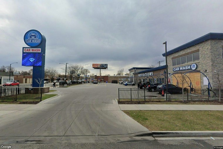El Car Wash Grabs Four Sparkle Sites, Eyes 50 Spots Across Chicagoland