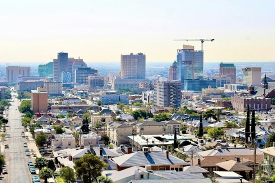 El Paso Basks in One Last Sunny Day Before Howling Winds, Cold Crash In