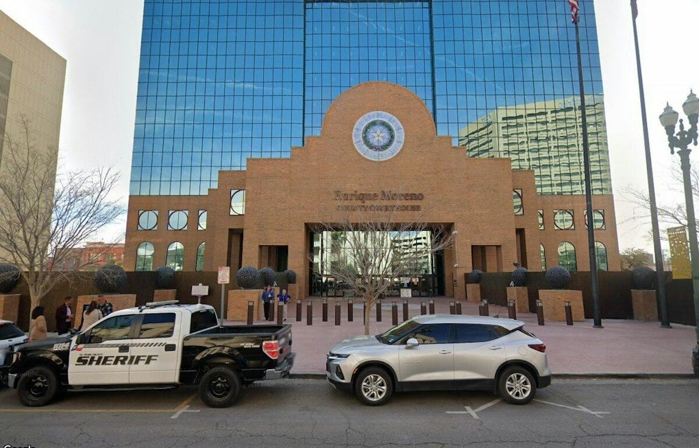 El Paso Sets First-Day In-Person Early Voting Record Amid 22,000-Ballot Turnout