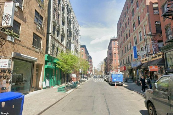Eldridge Street Store Keeps LES Packed Until 4 A.M., Reviving Late-Night Eating