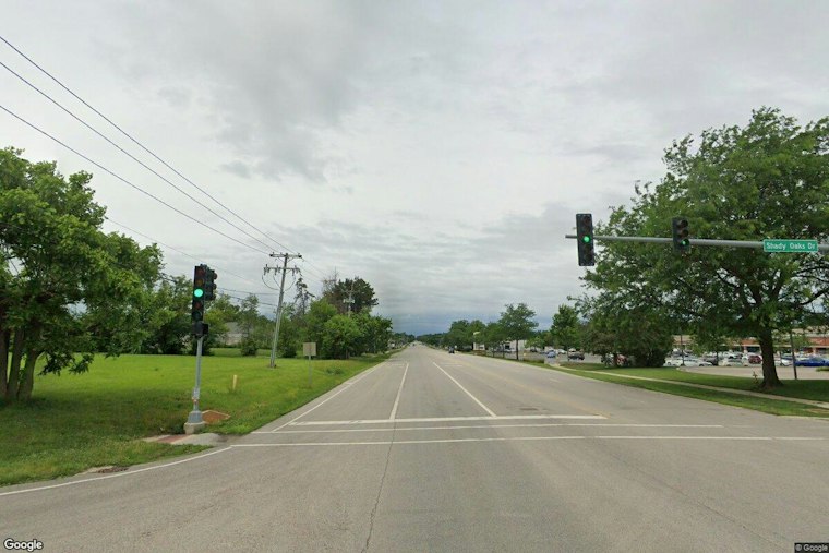 Elgin Panel Opposes 7 Brew Drive-Thru as Shady Oaks Neighbors Raise Traffic Concerns