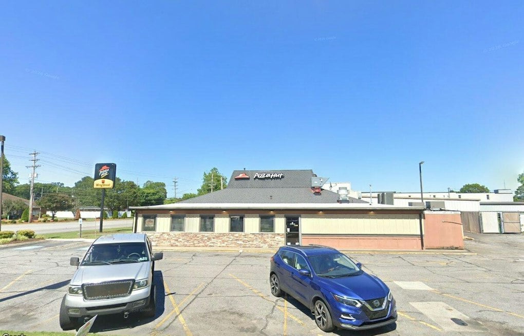 Elizabeth City Pizza Hut Build Rolls On as Construction Continues