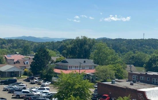 Ellijay's 55th Georgia Apple Festival Opens This Weekend, Draws Thousands