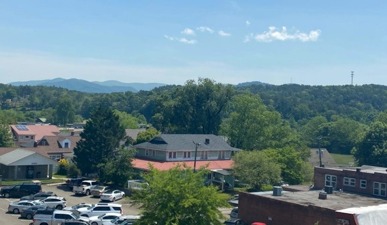 Ellijay's 55th Georgia Apple Festival Opens This Weekend, Draws Thousands